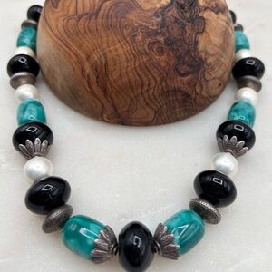 Stunning 925 Sterling Silver Turquoise, Onyx, Mother Of Pearls Beads Necklace.